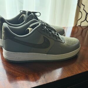 Nike Air Force 1 Sneakers